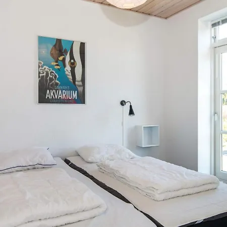 Four-bedroom Holiday In Knebel 5 *